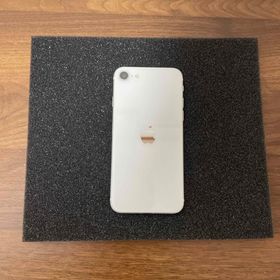 アイフォーン(iPhone)のアップル iPhoneSE 第2世代 64GB ホワイト au(スマートフォン本体)