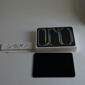 iPad Pro m4 11インチ