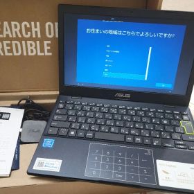 ASUS E210M WindowsノートPC