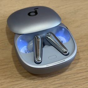 【美品】【箱付き】Anker Soundcore Liberty 4