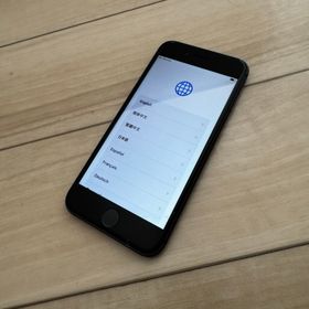 アップル(Apple)のApple iPhone 8 ブラック 中古品(スマートフォン本体)