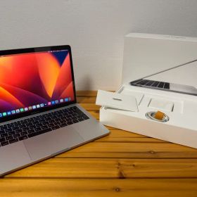 MacBook Pro 2017 13インチ ＊114