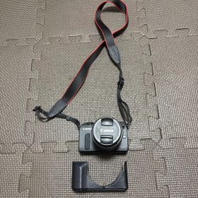 Canon EOS M ミラーレスカメラ 18-55mm