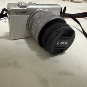 【美品】キヤノン CANON EOS M100 EF-M 15-45mm