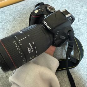 Nikon D5100 デジタル一眼レフカメラ