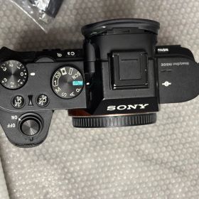 SONY α7iiミラーレスカメラILCE-7M2K　ボティのみ出品 SONY α7II フルサイズ ミラーレス一眼カメラ ズームレンズキット