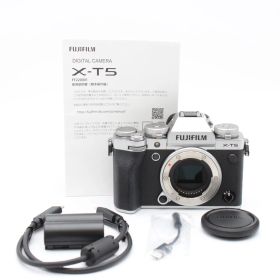 12,900ショット台★■美品■ FUJIFILM ミラーレス一眼カメラ X-T5ボディ シルバー F X-T5-S No.C03970