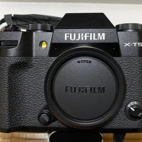 FUJIFILM X-T50 ミラーレス一眼