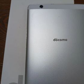 タブレット docomo dtab Compact d-01J シルバー