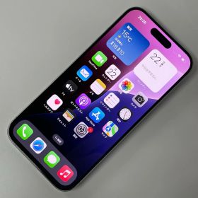 au iPhone 15 Pro 256GB ホワイトチタニウム