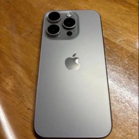 マレーシア版 iPhone 15 Pro SIMフリー｜シャッタ音なし