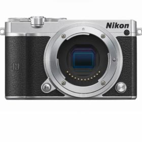 ニコンNikon 1 J5 ボディ バッテリー付き