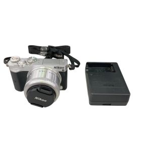 186000 ジャンク品 Nikon ニコン 現状品 1 J5 ミラーレス 一眼 モダンデザイン