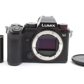 ★極上★ パナソニック Panasonic LUMIX DC-S5 ボディ 《ショット数11148回・バッテリー付！》★完動品★ #001P921A602071