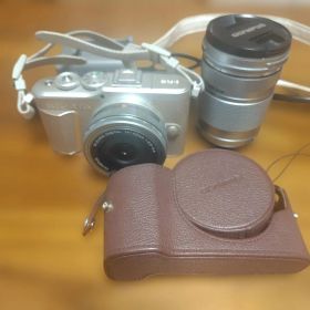 Olympus PEN E-PL10 ミラーレスカメラ レンズ2本付き