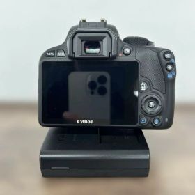 263073 Canon デジタル一眼レフカメラ EOS Kiss X7