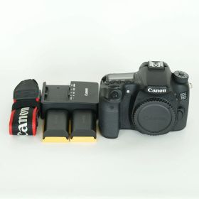 [良品 | バッテリー2個付] Canon EOS 70D | Canon EF-Sマウント