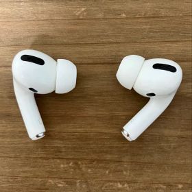 【正規品】AirPods Pro（第1世代） ノイズ有り