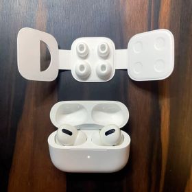 【ジャンク品】AirPods Pro（第一世代)