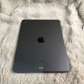 iPad Air 10.9インチ 2022 (第5世代) 256GB 新品 78,000円 中古