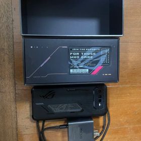 ASUS ROG Phone 6 12GB/256GB グローバル版 美品