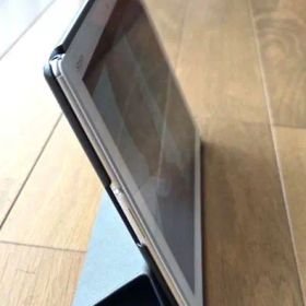 10.1型 タブレット Sony Xperia Z4 Tablet SOT31