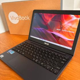 ASUS E203MA-4000G Windows 10 ジャンク品