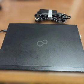 第8世代LIFEBOOK U939/B B5ノートPC Core i5 8GB②
