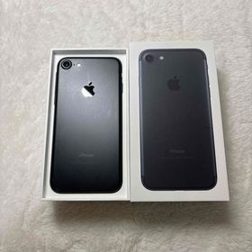 アイフォーン(iPhone)の【iPhone7】 128GB ブラック SIMフ リー本体箱あり(スマートフォン本体)