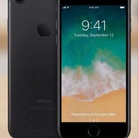 iPhone 7 ブラック 本体 32GB