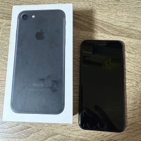 【専用】iPhone7 ブラック 32GB