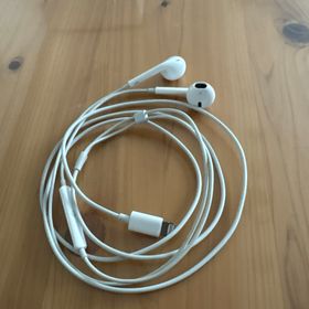 アップル(Apple)のApple 純正 EarPods Lightningコネクタ 有線イヤホン (ヘッドフォン/イヤフォン)