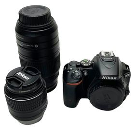 Nikon ニコン/デジタル一眼レフ ダブルズームキット/D5500/2058180/Bランク/52【中古】(デジタル一眼)