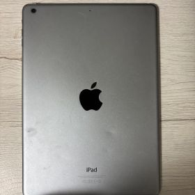 iPad Air 第1世代 シルバー 画面ひび割れ、動作不良ありジャンク品