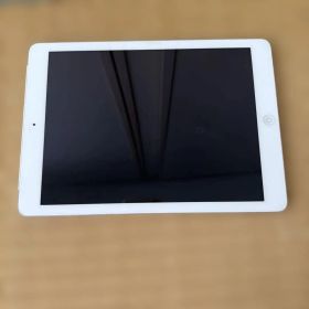 iPad Air 初代 第一世代 32g ソフトバンク