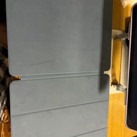 iPadAir13インチマグネットカバー公式