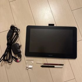 Wacom One DTC133 液晶ペンタブ＆Hi-uniデジタルペン