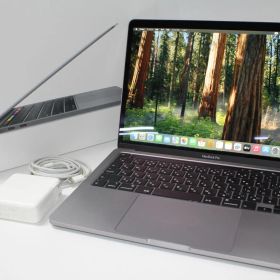 MacBook Pro（13インチ,2020,Thundeabolt 3ポート x 2）512GB/8GB〈MXK52J/A〉⑥