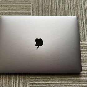 MacBook Pro 2020 13インチ 8GB 256GB i5