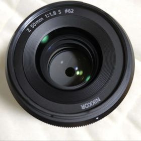超美品 NIKKOR Z 50mm f/1.8 S レンズ
