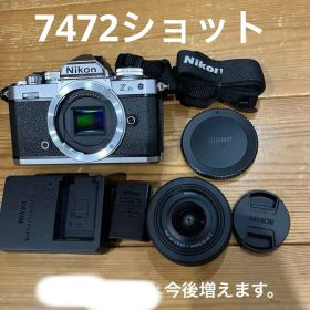 Nikon Z fc ミラーレスカメラ 本体とレンズセット
