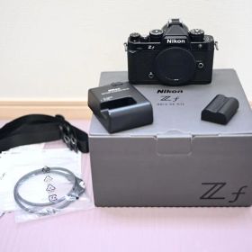 Nikon Z f ボディブラック【シャッター数約3万／おまけ多】