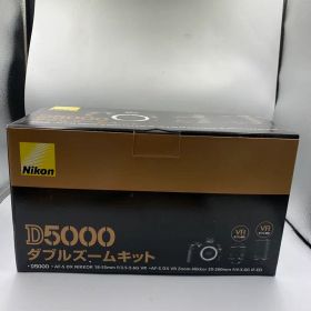 Nikon デジタル一眼レフカメラ D5000 ダブルズームキット