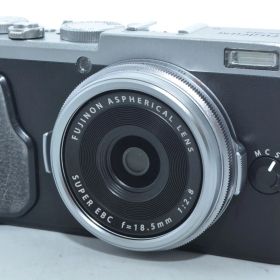 260208★良品★Fujifilm X70 デジタルカメラ シルバー