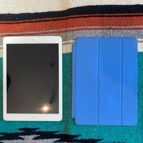 アイパッド(iPad)のiPad Air Wi-Fi + Cellular 32 GB シルバー (タブレット)