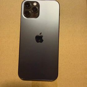 Apple iPhone 12 PROブラック 6.1インチ 本体