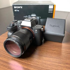 SONY α7S III 本体、35mm純正レンズ、モニターフード付き、良品