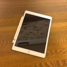 iPad シルバー（第7世代）+ Apple Pencil（第1世代）