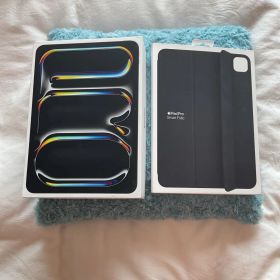 iPad Pro 11インチ (M4) 256GB + Smart Folio