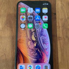 iPhone XS SIMフリー ゴールド 中古 14,800円 | ネット最安値の価格